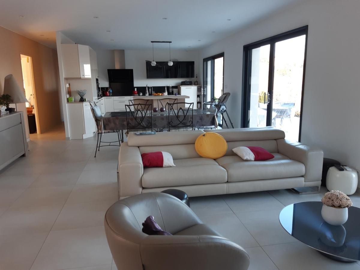 La grande Maison Donzenac Extérieur photo